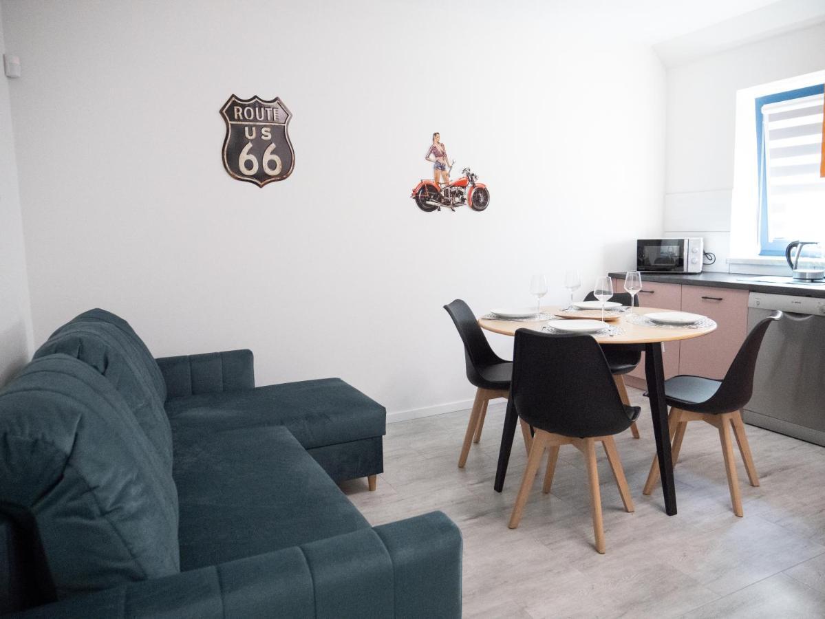 Marina Apartment Puck
